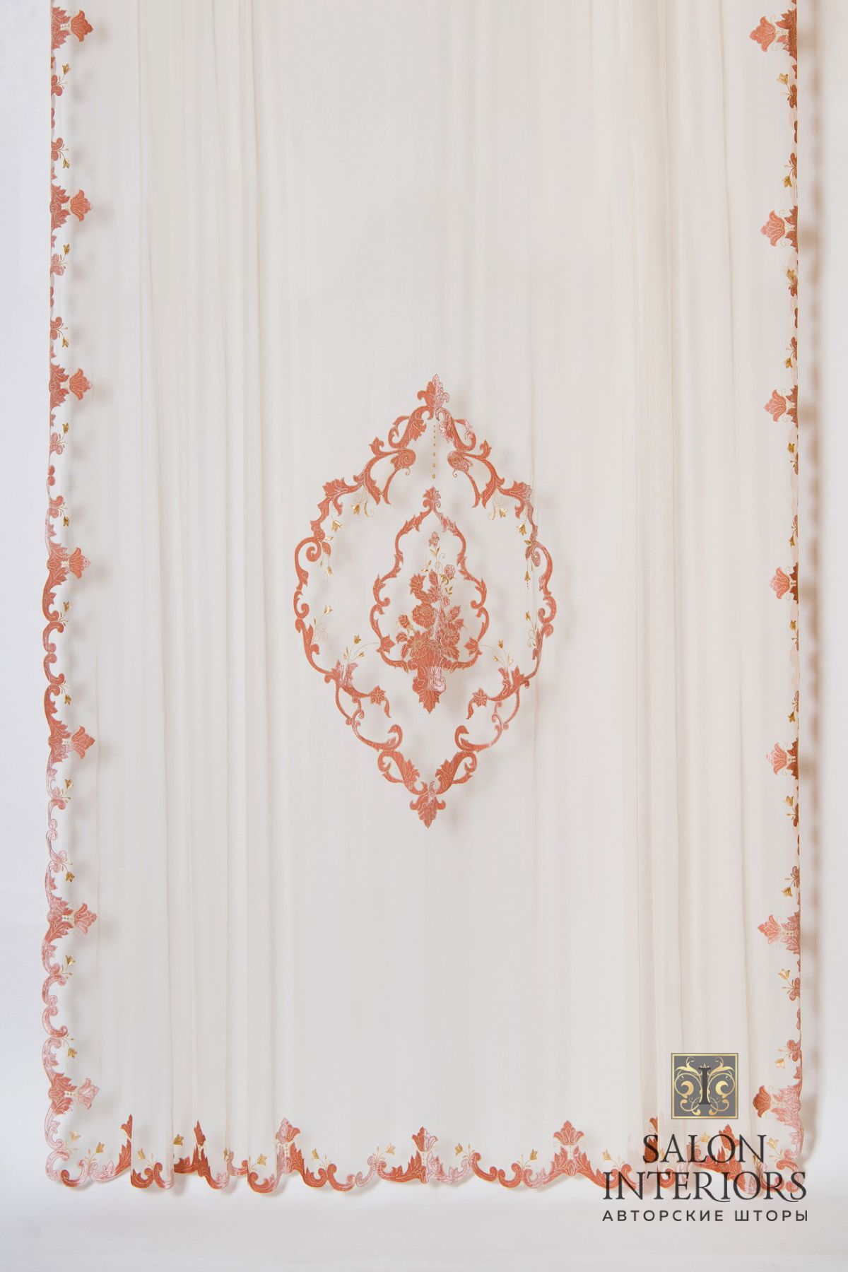 Тюль АРИАННА NEW Панно Арт 8033-3 Цвет Розовый с апплик из бархата 310*315см Италия